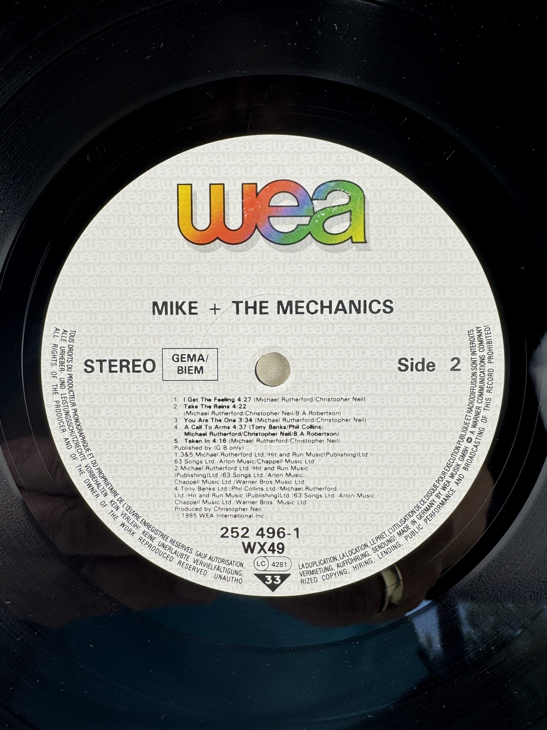 Mike + The Mechanics Vinyl-Schallplatte, Label der Seite 2