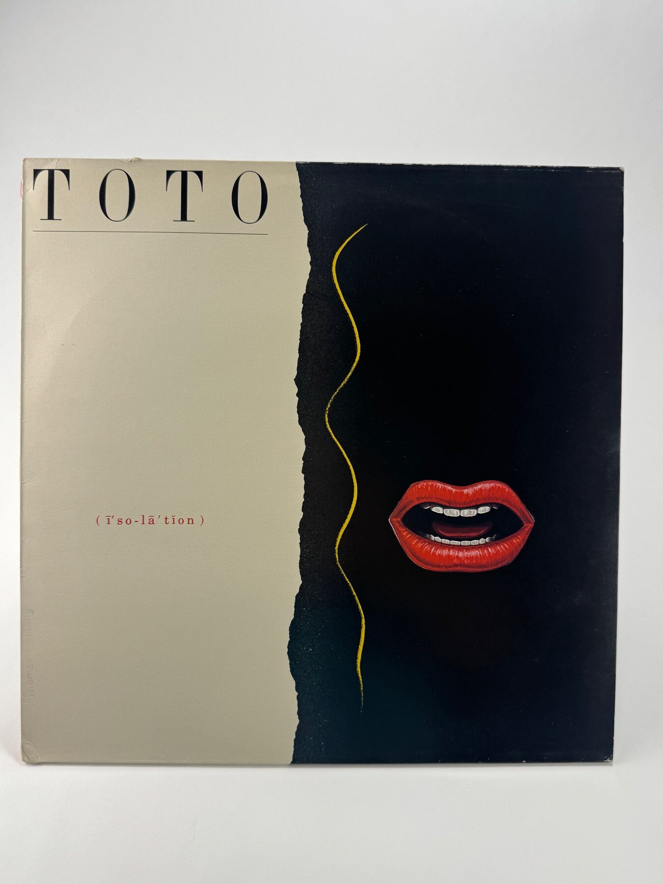 Toto – Isolation Vinyl LP, Cover Vorderseite